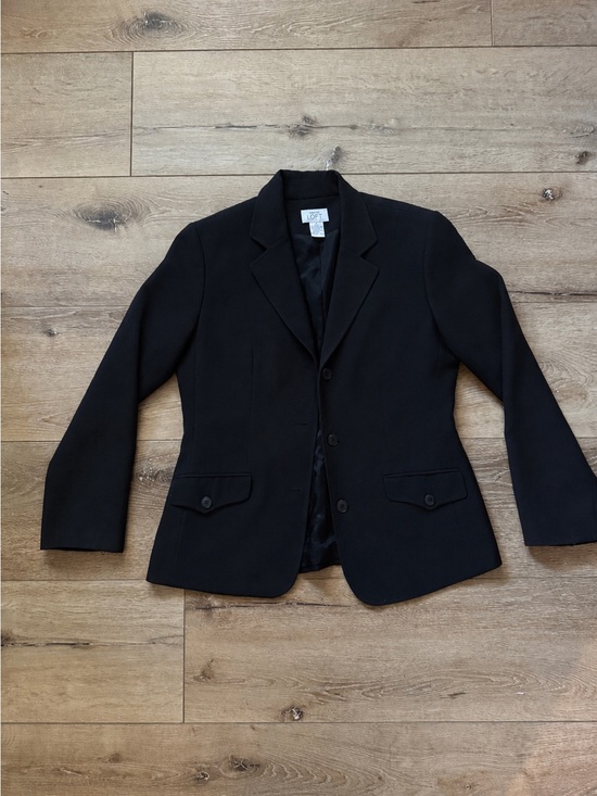 LOFT Jackets & Blazers - LOFT Women's Black Classic Single-Breasted Blazer